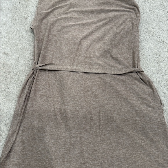 NWT Outdoor Voices Cloudknit Robe, Mocha, Medium/Large - Picture 5 of 5